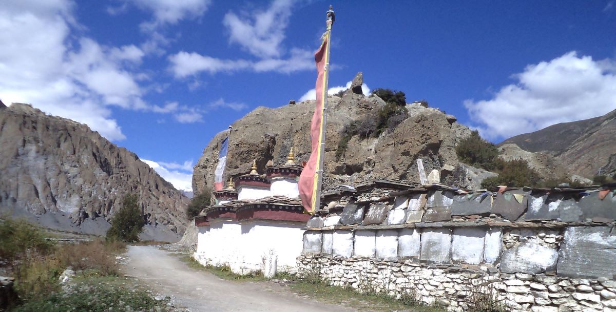 Snow Leopard Helicopter Expedition In Manang Valley, Annapurna Conservation Area, Nepal
